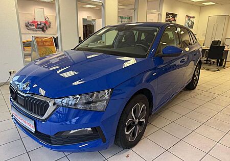 Skoda Scala Drive 125 / 1.HAND/8-FACH-BEREIFT/NAVI/LED