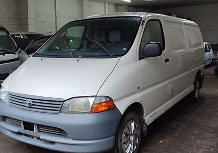 Toyota Hiace 2007 Long