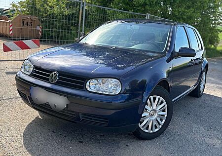 VW Golf Volkswagen 1.4