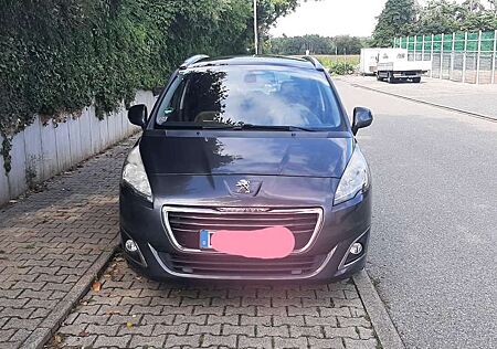 Peugeot 5008 PureTech 130 Stop & Start Allure