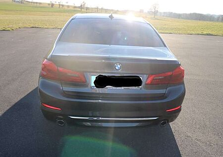 BMW 530 d xDriveAu.LuxuryLine/Nig.Vision/Standh./SoftClo..