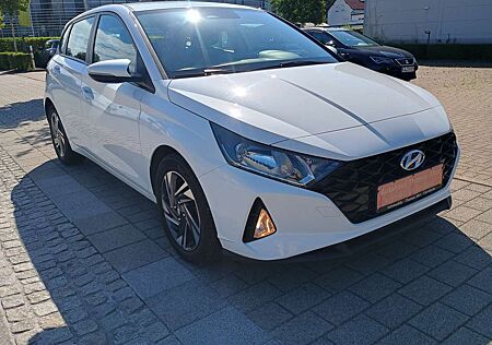 Hyundai i20 1.0 T-GDI Select 100 PS/Sitz+Lenkradhzg/1.Hd/37Tkm