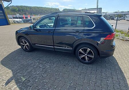 VW Tiguan Volkswagen 2.0 TDI SCR DSG Join 5N