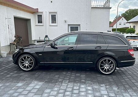 Mercedes-Benz 220