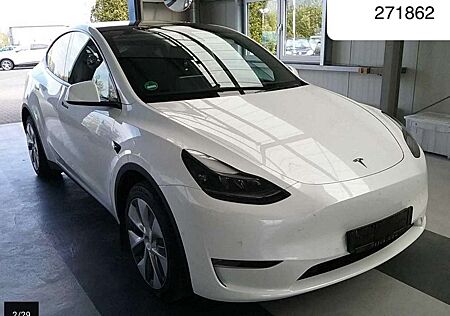 Tesla Model Y Dual AWD Autopilot Pano Wärmepumpe 4xSiH