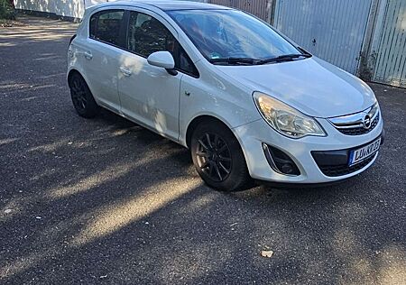 Opel Corsa 1.4 16V Color Edition