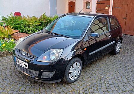 Ford Fiesta 1.3 Fun TÜV Neu, Reifen neu, Service Neu