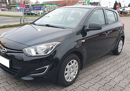 Hyundai i20 1.2 Klima 76.000 km Tüv bis 02/2026