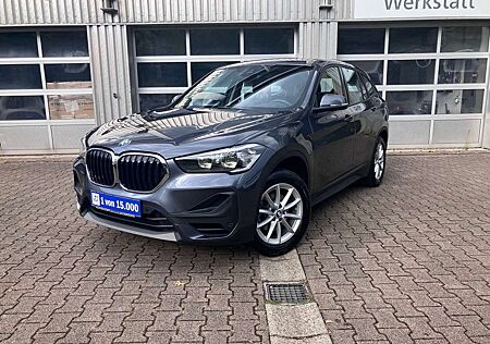 BMW X1 sDrive18i Advantage Automatik - Navi/ Sitzh./ Kame