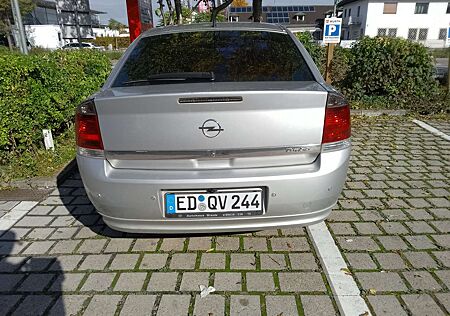 Opel Vectra 2.2 Edition