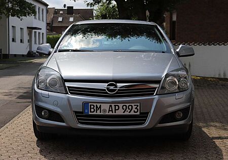 Opel Astra Fließheck 5-Türer 1.6 Innovation