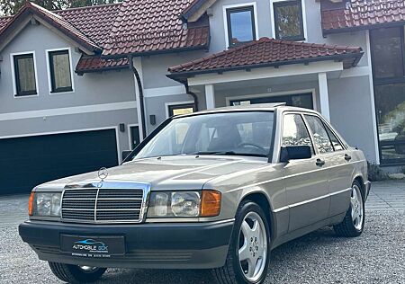 Mercedes-Benz 190 E 1.8 *AUTOMATIK*SITZHEIZUNG*OLDTIMER*TOP GEPFLEGT