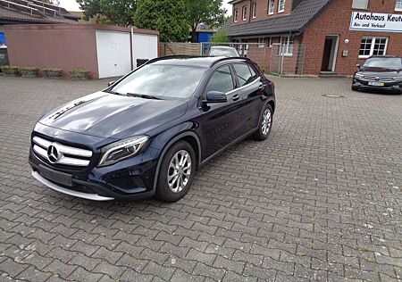 Mercedes-Benz GLA 220 CDI, Auto., Navi, Kam., AHK, Sthzg.,Met.