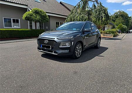 Hyundai Kona Advantage + Hybrid 2WD