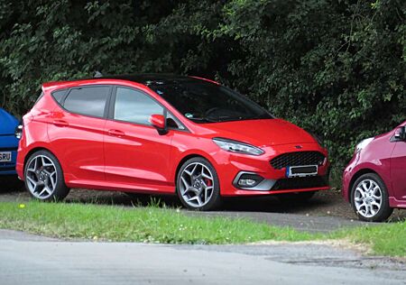 Ford Fiesta 1.5 EcoBoost ST Leder Exclusiv Panorama