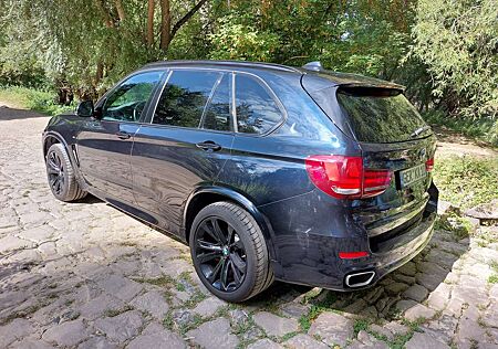 BMW X5 xDrive30d Sport-Aut. mit Garantie u. Scheckheftgepflegt