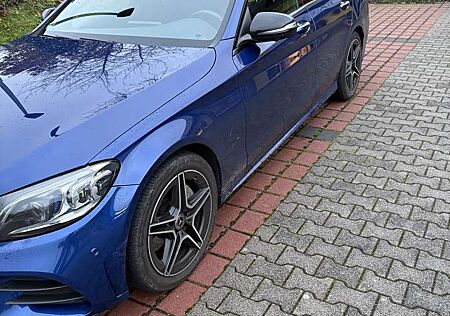 Mercedes-Benz C 300 T 9G-TRONIC AMG Line