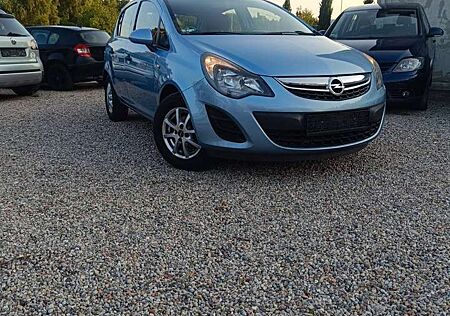 Opel Corsa D Selection