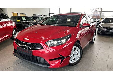Kia XCeed Ceed SW / cee'd SW 1.5 T-GDI Navi LED Kamera DAB CarPlay SHZ LenkradH