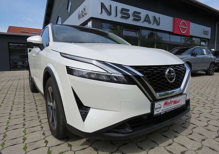 Nissan Qashqai Premiere Edition 1,3 DIG-T 158PS Xtronic
