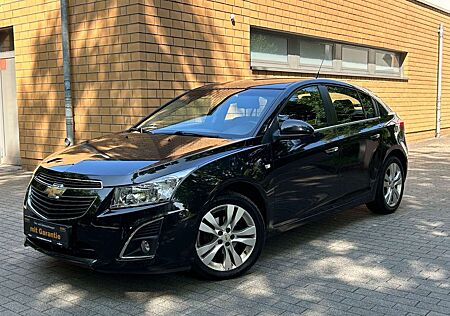 Chevrolet Cruze Hatchback LTZ/103TKM/GEPFLEGT/NAVI/TEILLED