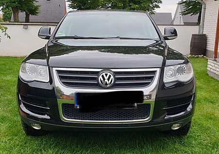 VW Touareg Volkswagen 3.0 V6 TDI DPF Aut.