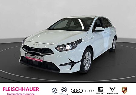 Kia Cee'd Ceed / Vision 1.5 T-GDI Navi+Kamera+SHZ+GRA+App-connect