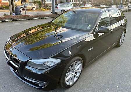 BMW 535d 535 5er Touring Diesel xDrive Touring Aut.