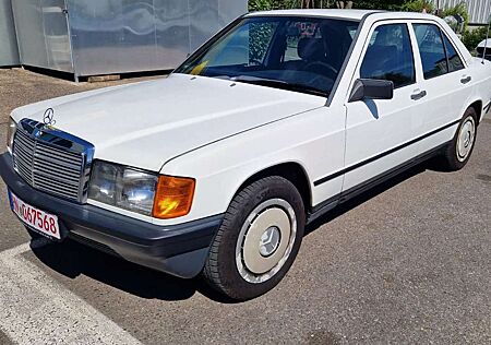 Mercedes-Benz 190