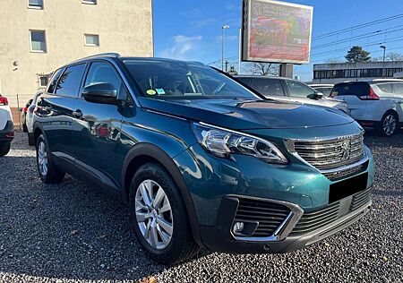 Peugeot 5008 1,2 PureTech Active Business 7-Sitzer ZRneu