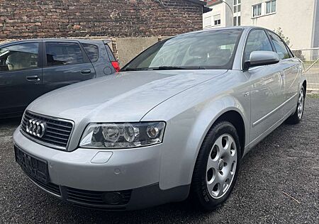 Audi A4 2.0 Navi 1.Hand Tüv Neu Scheckheftgepflegt