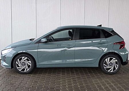 Hyundai i20 Comfort 1.2 MPI / Sitz + Lenkradheizung Navi Te...