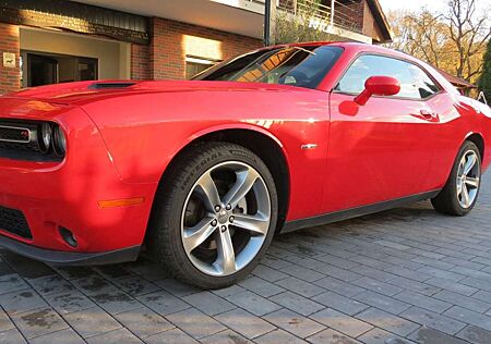 Dodge Challenger /5,7V8 HEMI/PERFORMENCE/R/T/FACELIFT