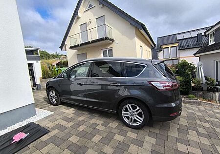Ford S-Max 1.5 Eco Boost Start-Stopp Titanium