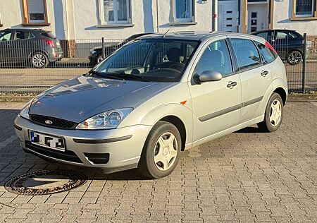 Ford Focus 65.000 km Original • 09/2026 TÜV