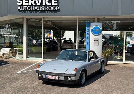 Porsche 914