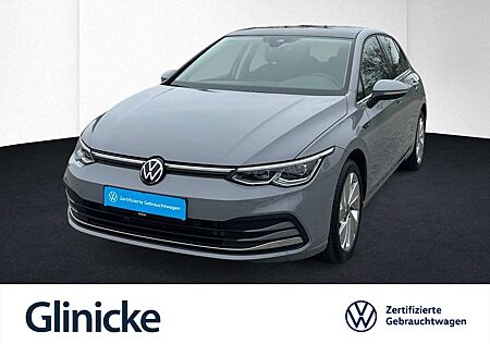 VW Golf Volkswagen VIII Style 1.5 eTSI DSG AHK+ACC+Pano+Lenkra
