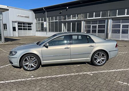 VW Phaeton Volkswagen 3.0 V6 TDI DPF 4MOTION Automatik 5 Sitzer)