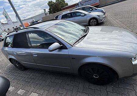Audi A4 Avant 2.4