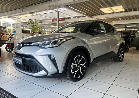 Toyota C-HR 2,0 Hybrid Team D