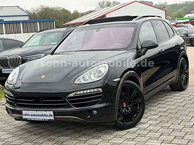 Porsche Cayenne D SPORT-DESIGN/Pano/Luft/Burm/Sitzkl/ACC