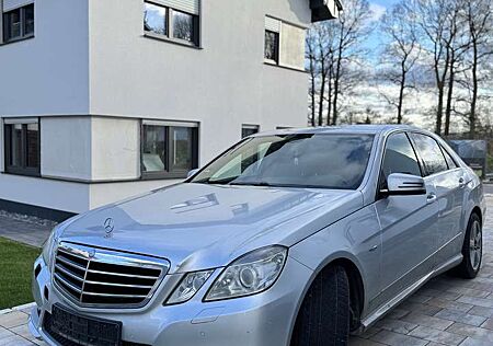 Mercedes-Benz E 300 T CDI DPF BlueEFFICIENCY 7G-TRONIC Avantgarde