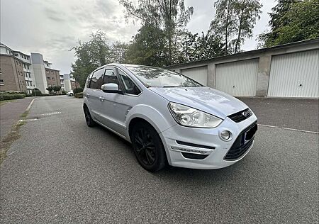 Ford S-Max 2.0 TDCi Titanium