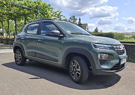 Dacia Spring Essential