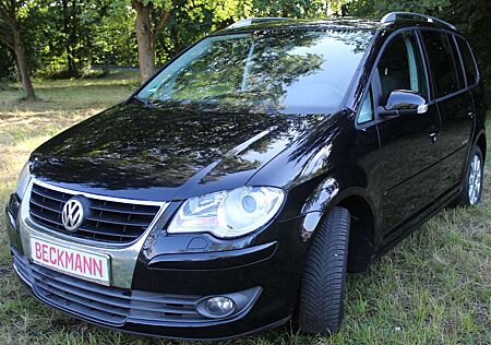VW Touran Volkswagen United