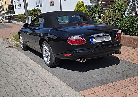 Jaguar XK8