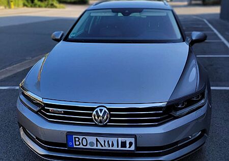 VW Passat Variant Volkswagen 2.0 TDI SCR 4Motion DSG (BMT) Highl