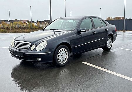 Mercedes-Benz E 240 Lim. Elegance SHZ ALU TÜV neu
