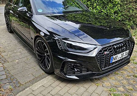 Audi RS4 2.9 TFSI quattro