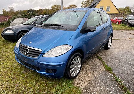 Mercedes-Benz A 150 A -Klasse gepflrgter Zustand